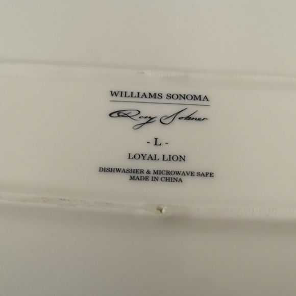Williams Sonoma Loyal Lion Rectangular Serving Dish, Display or Catch-all Tray - Picture 4 of 4